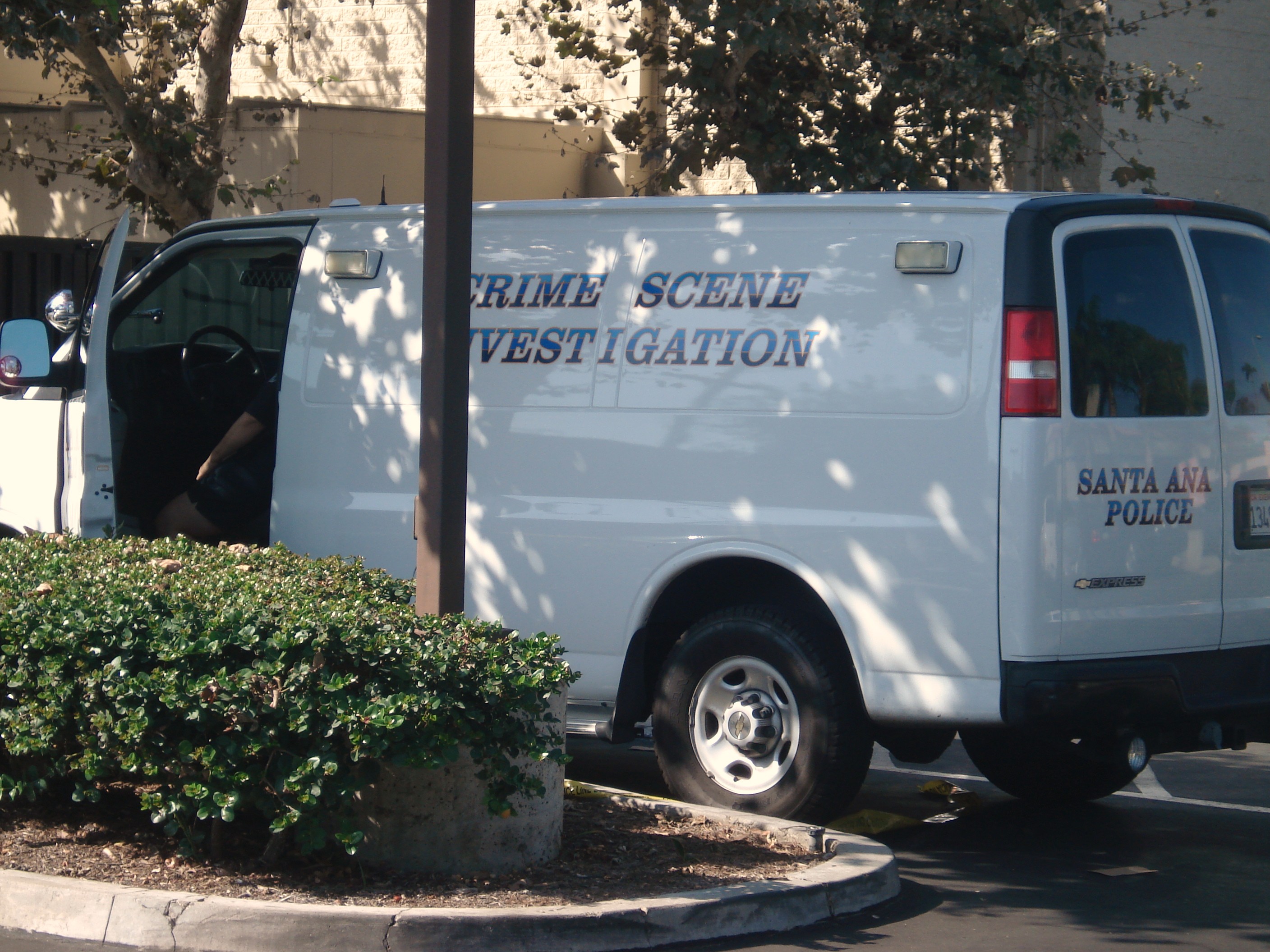 crime-scene-van