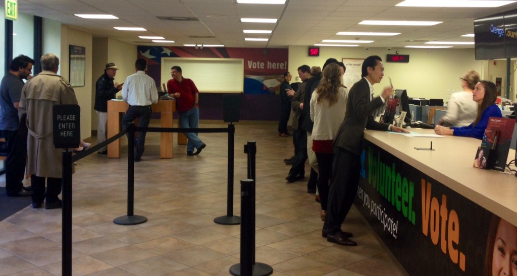 The Registrar of Voters Lobby at around 5 p.m.: unexpectedly uncrowded.